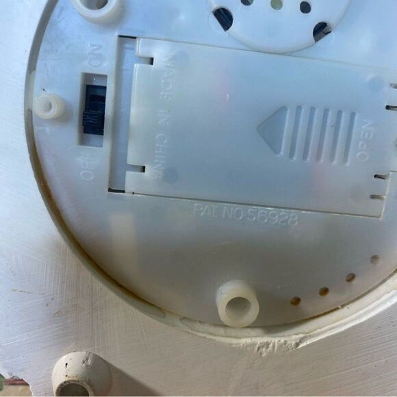 Vintage Musical Christmas Carriage Ceramic Holiday Decor Battery Operated - Picture 10 of 11